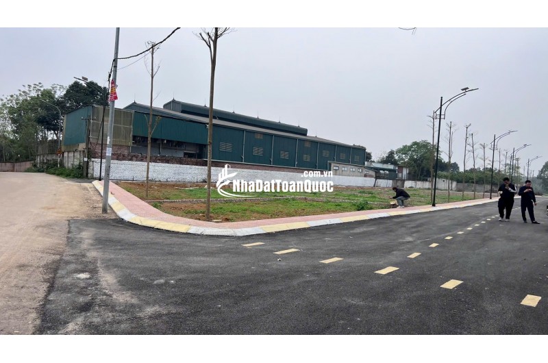 Hiếm có lô đất 2 mặt tiền mặt đường trục tiện kinh doanh gần ĐHQG